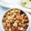This Easy Crockpot Vegetarian Stuffing Recipe (can be vegan!) only takes 15 minutes of prep! The perfect Thanksgiving side dish! showmetheyummy.com #thanksgiving #crockpot #vegetarian #stuffing